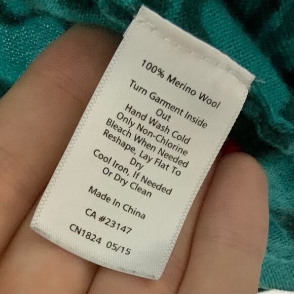 Talbots Wool Cardigan Sweater Teal Scroll Print Whimsigoth Small Quiet Luxury - Picture 6 of 8